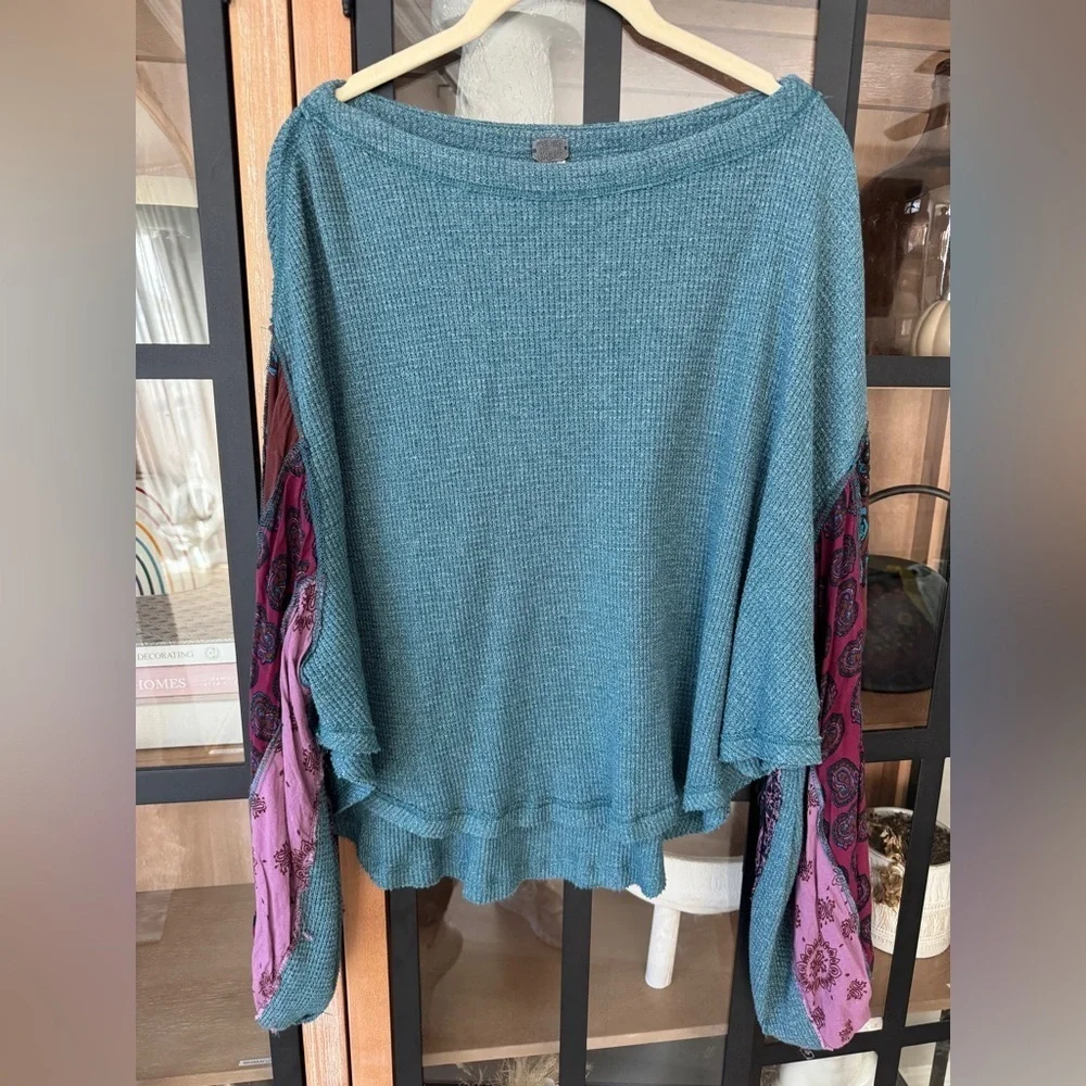 Free People long sleeve top waffle knit We The Free Blossom Thermal patchwork - Picture 2 of 12